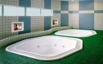 Bathroom Television 14 inches